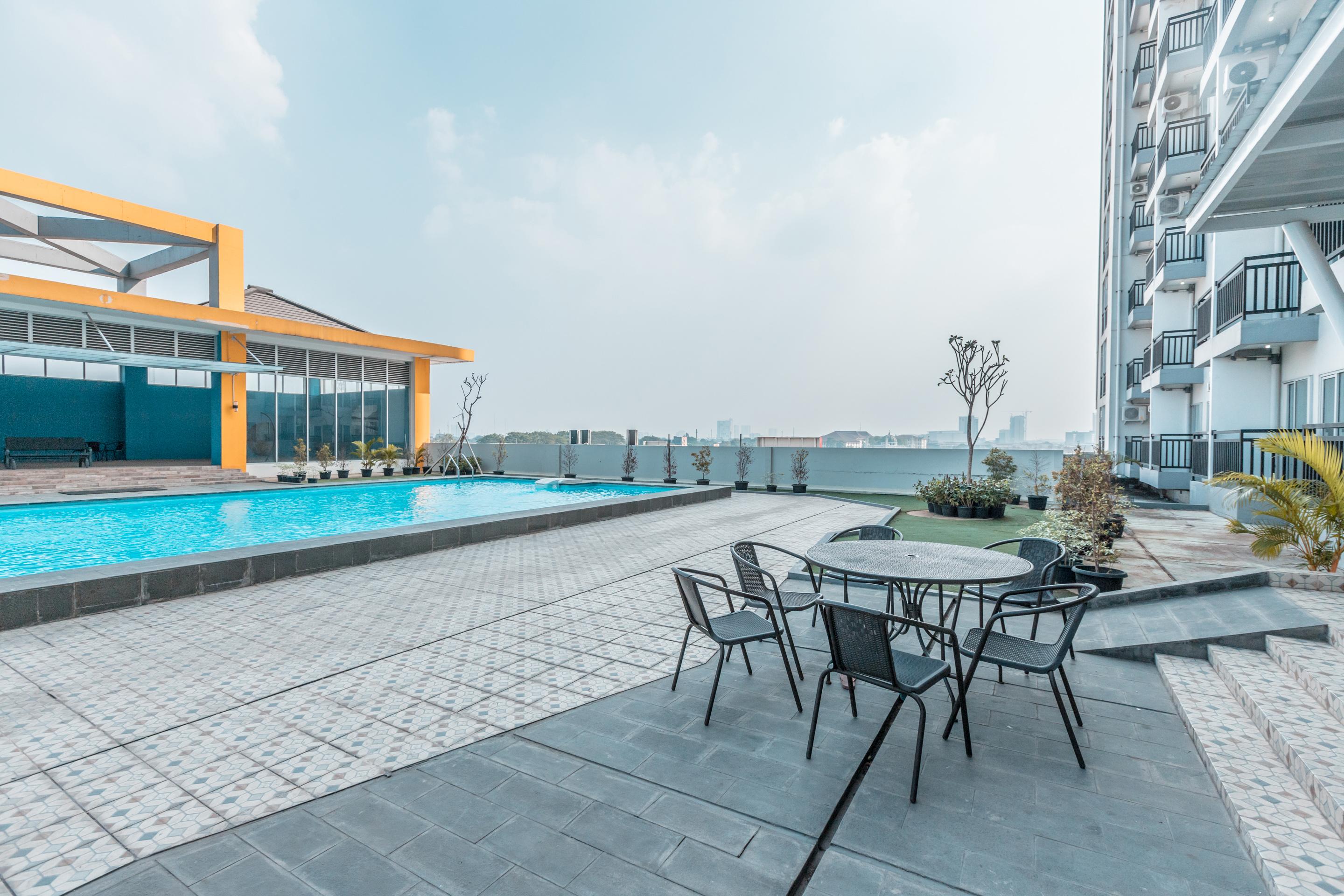 Oyo Flagship 766 Prima Orchard Hotel Bekasi Luaran gambar