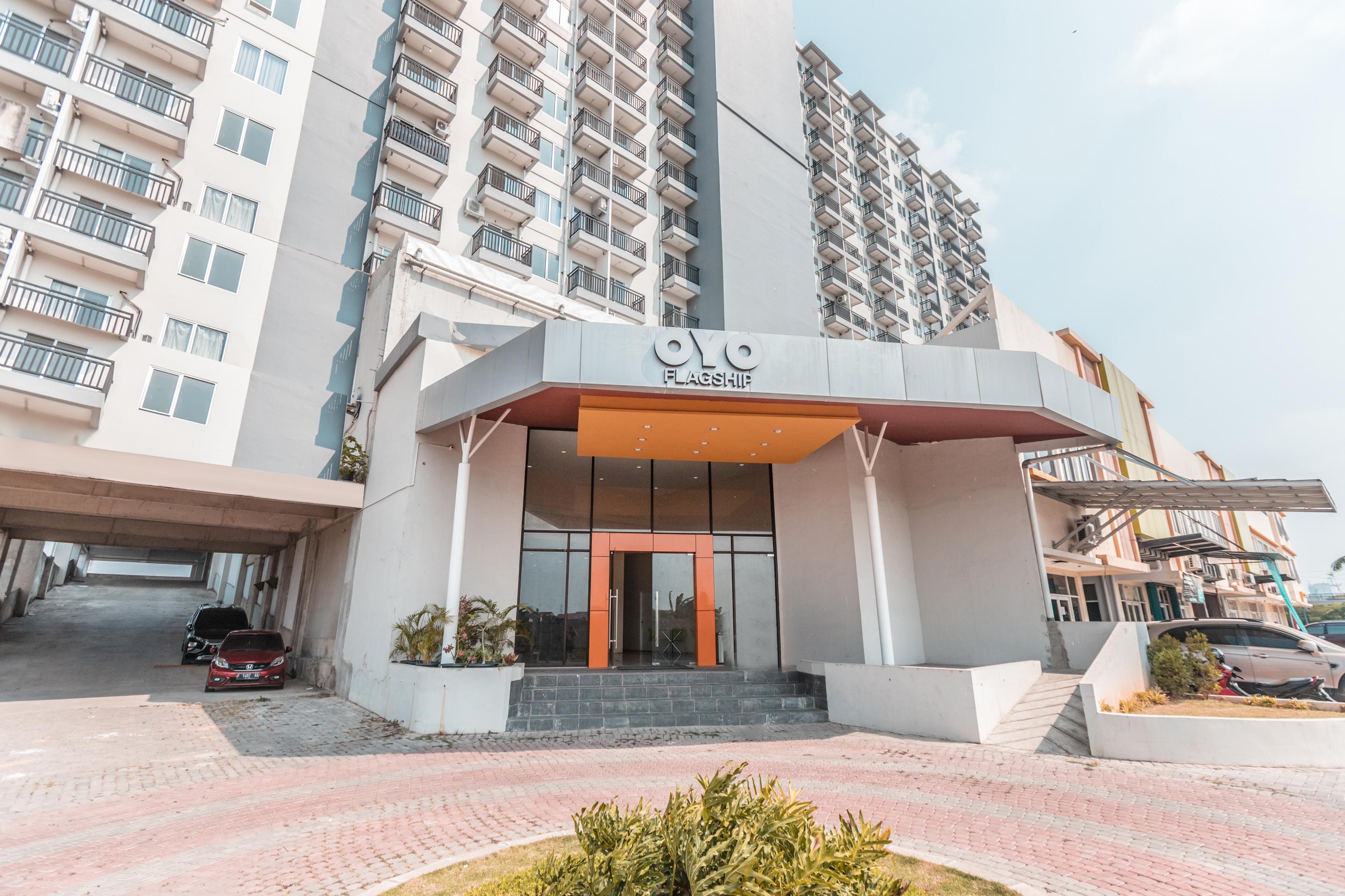 Oyo Flagship 766 Prima Orchard Hotel Bekasi Luaran gambar